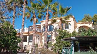 Casa a El Tossal-Bello Horizonte. Finca mediterránea con amplio terreno rústico entre altea y la n