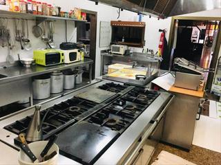 Business premise in Vilamarina. Restaurante, local y sl