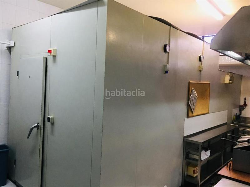 Foto e570e07a-d3c9-4e7c-935e-a5cffd0cf7a2. Local comercial amb calefacció a Vilamarina Viladecans