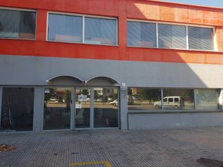 Solar industrial en Vinyets-Molí Vell. Emblematica y comercial