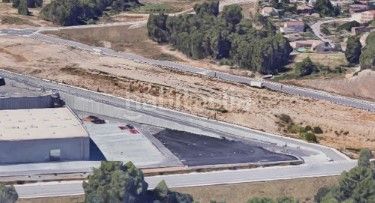 Foto 6f0c11ed-f003-4862-9ea3-06416f1175fc. Area edificabile industriale in Abrera