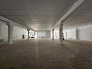 Lloguer Nau industrial a Sant Vicen dels Horts. Tipo c