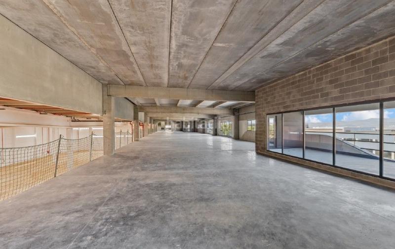 Foto 59fd1012-35c2-4942-a98d-176927178e1d. Alquiler nave industrial tipo c en Zona Industrial Barberà del Vallès