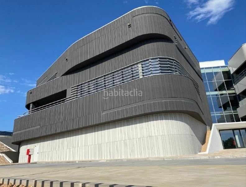 Foto 7273b9f6-60d7-4e0b-9e7e-521a78696deb. Alquiler nave industrial tipo c en Zona Industrial Barberà del Vallès