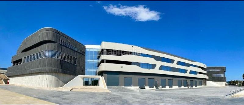 Foto b36a9029-d192-4f3b-85ea-1774be01ed08. Location bâtiment à usage industriel dans Zona Industrial Barberà del Vallès