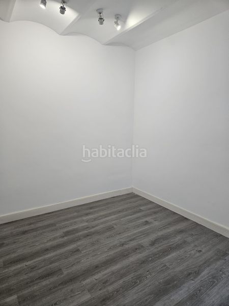 Foto e144b468-070f-45fe-b8b2-552407877ee6. Àtic a Sant Antoni Barcelona