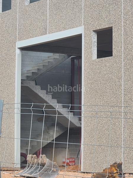 Foto 2056f366-ffe9-40a0-92f4-96962d63ebc7. Miete fabrikhalle in Can Vinyals Esparreguera