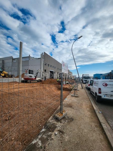 Foto e471d467-c48e-4a78-8768-8a145e646fc8. Miete fabrikhalle in Can Vinyals Esparreguera