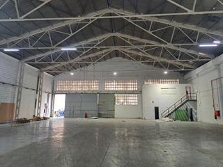 Lloguer Nau industrial a Centre