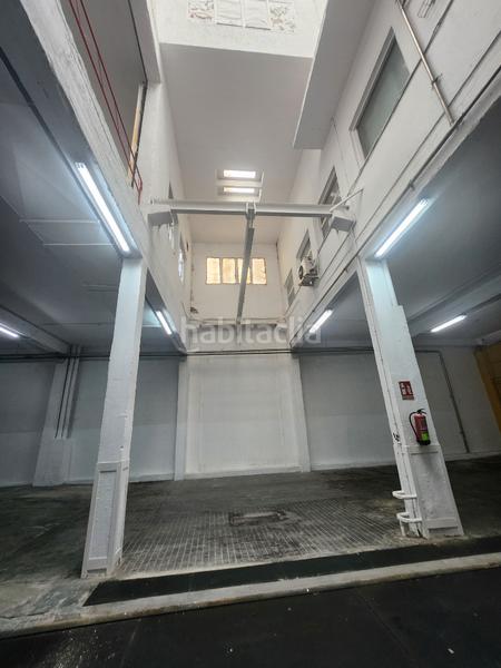 Foto 6c7bd5d2-46cc-4f24-8236-5d9446716093. Bâtiment à usage industriel dans Casablanca Sant Boi de Llobregat