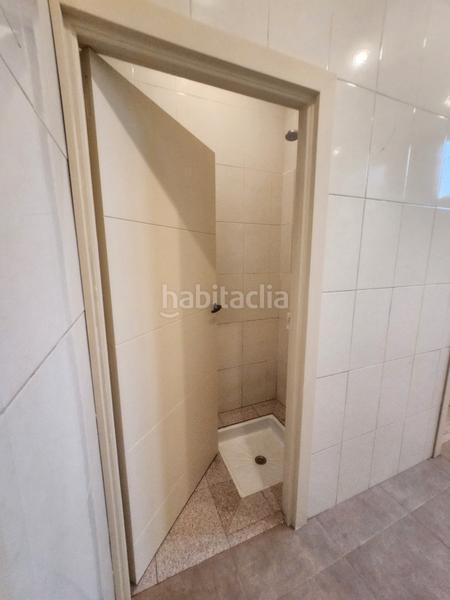 Foto f9cdb69c-592c-44f1-98fb-d26bf33a0670. Capannone industriale in Casablanca Sant Boi de Llobregat