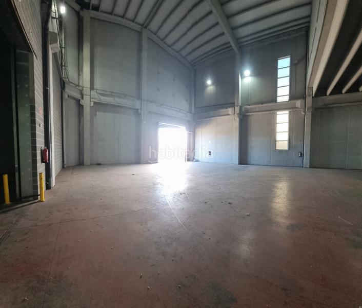 Foto d29eb4c6-5a64-48f2-87bb-24015bebbc9d. Alquiler nave industrial en Vinyets-Molí Vell Sant Boi de Llobregat