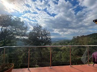 Mas à Vallvidrera - Tibidabo - Les Planes. Casa unifamiliar con gran parcela en entorno natural privilegiad