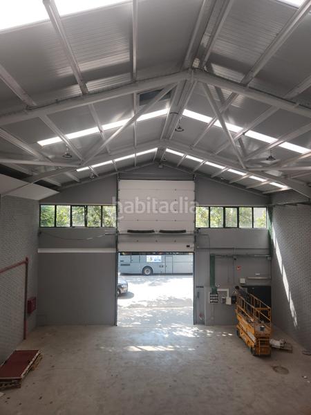 Foto 146262fb-2a75-46fe-9942-8e76be9d6f69. Affitto capannone industriale in Centre Hospitalet de Llobregat (L´)