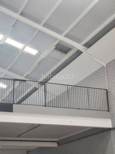 Foto eb61bc62-45bc-4e48-8766-fd62794d3701. Affitto capannone industriale in Centre Hospitalet de Llobregat (L´)