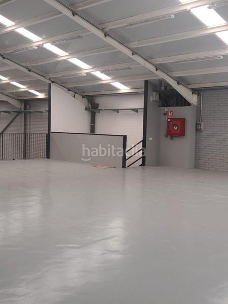 Foto 87afe4c1-56b7-4dc9-a154-912a2285a355. Miete fabrikhalle in Centre Hospitalet de Llobregat (L´)