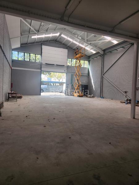 Foto 1f766c9a-ad28-4aaf-992b-a5661631f3fe. Lloguer nau industrial a Centre Hospitalet de Llobregat (L´)