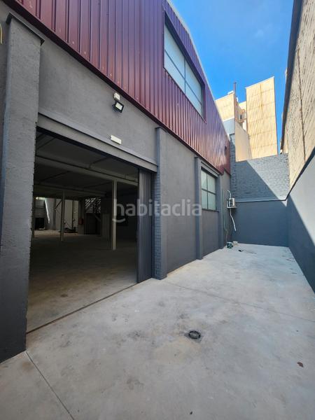 Foto 3b2b8aa4-1ab7-4618-aaa2-a3e766b9de12. Lloguer nau industrial a Centre Hospitalet de Llobregat (L´)