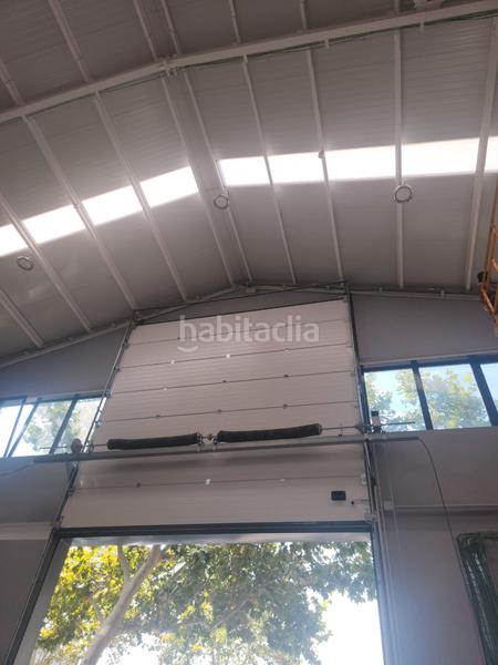 Foto 6a26633b-a467-45da-9476-81293271fe71. Lloguer nau industrial a Centre Hospitalet de Llobregat (L´)