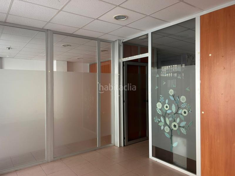 Foto 5c1f6770-a20f-4688-aebe-d13c846d6409. Alquiler local comercial en Centre-Estació Gavà