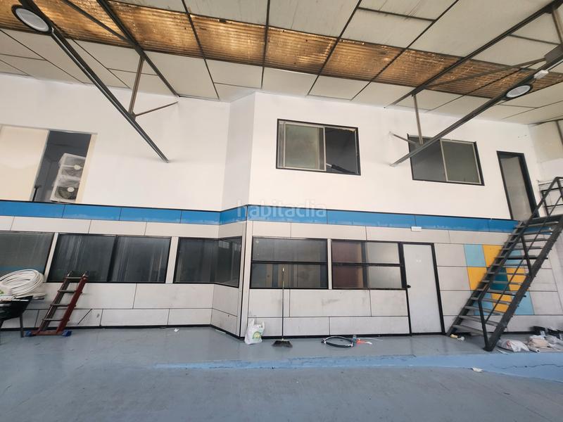 Foto 5b4e776a-181b-4ecb-9450-baafafdbd762. Fabrikhalle in Zona Industrial Ripollet