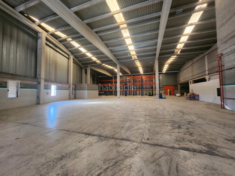Foto 4a83bbb5-c07b-4f16-b256-95cb6125d9f3. Alquiler nave industrial en Zona Industrial Rubí