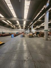 Fabrikhalle in Zona Industrial