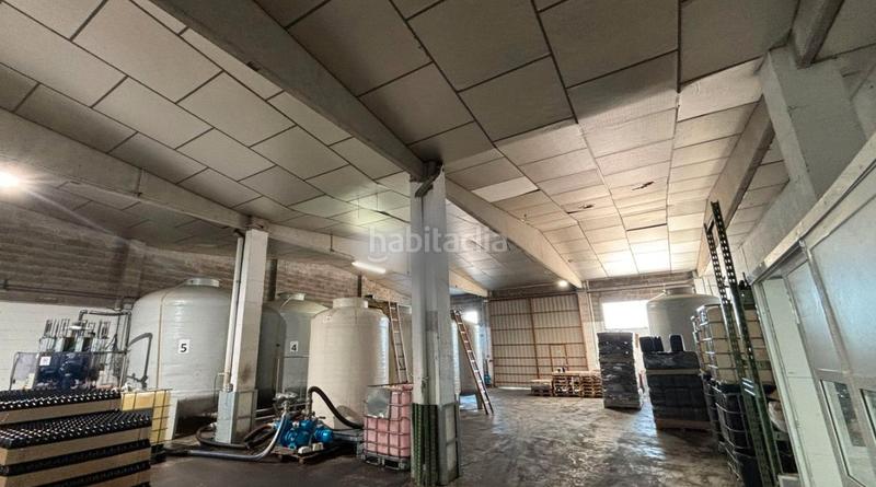 Foto 4228c94f-94d8-4e59-9e7f-8d3bc29b76c2. Bâtiment à usage industriel dans Sant Esteve Sesrovires