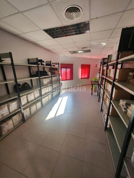 Foto 1b5c4c94-6d10-4fb0-bf13-f89af61ac9f3. Gewerbliches grundstück in Sant Esteve Sesrovires