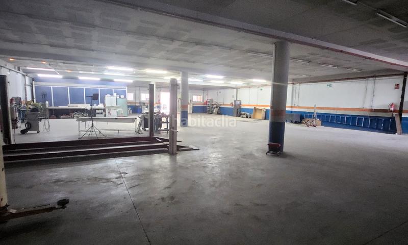 Foto 88e8da69-374b-4762-9f2d-76c4f8535ae5. Affitto capannone industriale in Sant Esteve Sesrovires