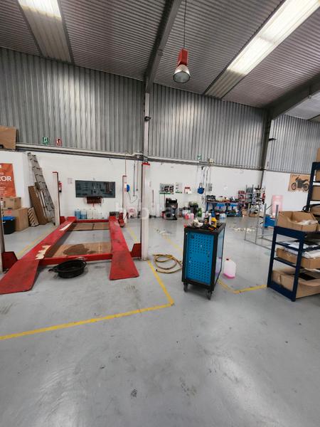 Foto 9001bfd3-27bc-459b-84eb-bc035f420133. Affitto capannone industriale in Sant Esteve Sesrovires