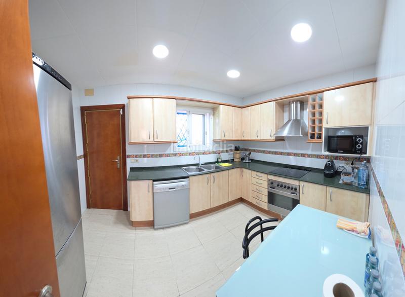 Foto 4ff93a25-5ebe-4abc-95e0-017ef68bafe0. Edificio in La Pineda Castelldefels