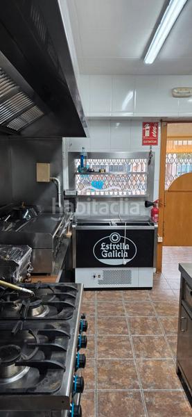 Foto d7b4a3a3-92be-4eb0-9e00-1042e7b192a4. Edificio in La Pineda Castelldefels