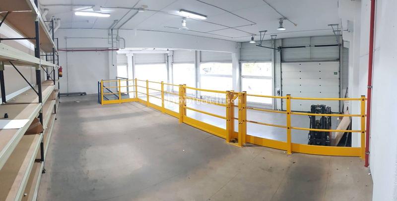 Foto 18656e84-e4bb-486e-8c2c-95dc1e00aa57. Location bâtiment à usage industriel dans Granvía-Mar Castelldefels