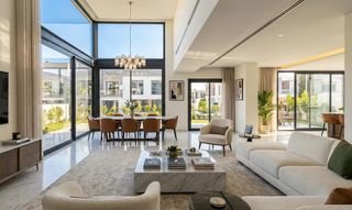 Casa en Montgat. Exclusiva casa independiente con gran jardín y vistas al mar