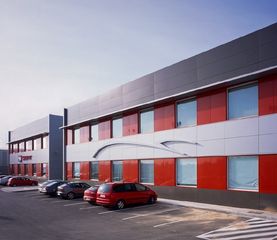 Rent Office space in Sant Esteve Sesrovires. Oficina técnica 1.656 m² frente a seat – implantación inmediata-
