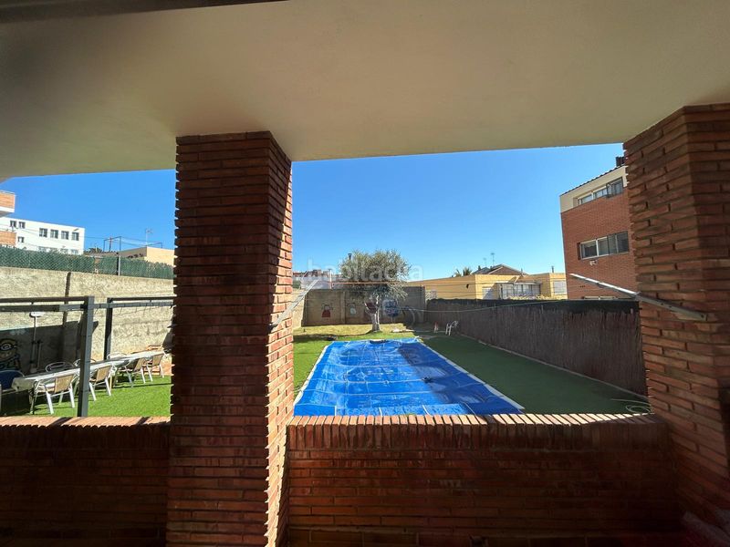 Foto c0ec11e8-b1f8-4168-82ec-7b565c7d4146. Casa amb xemeneia calefacció aparcament piscina a Viladecans