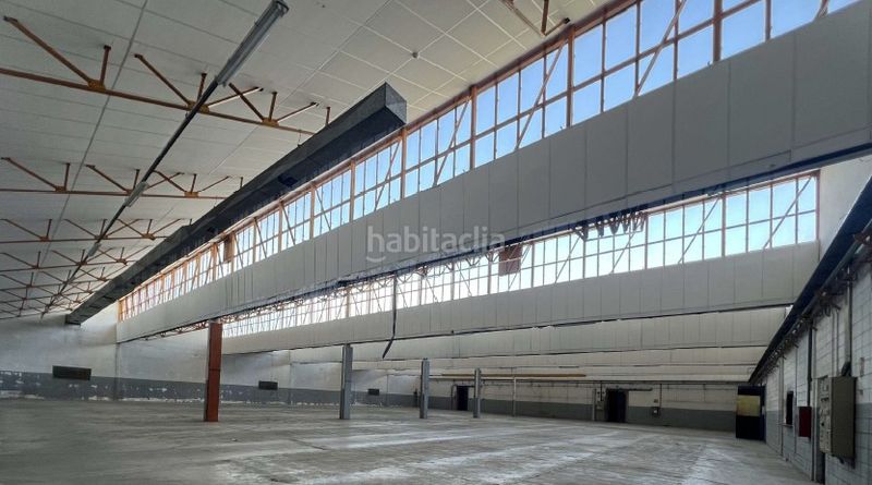 Foto beea7688-e63d-427a-9d41-81249b34d288. Area edificabile industriale in Sentmenat