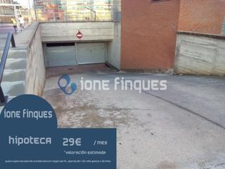 Aparcament cotxe a Concòrdia. Plazas de párking en concordia de fácil maniobra!