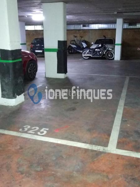 Foto f53e4b7f-3972-49b9-a068-aa136b6ef628. Aparcament cotxe a Concòrdia Sabadell