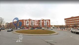 Aparcament cotxe a Can Llong. Plazas de párking en can llong de fácil maniobra!