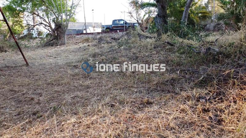 Foto 40fee620-ff1e-4503-9b36-ef29bbe0cfbd. Terreny residencial a Nou Vendrell Vendrell (El)