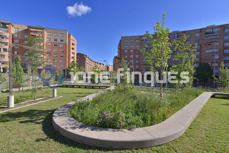 Foto a009b8b6-b095-4293-8e6f-794e0140cc09. Piso ione finques ofrece en Ca n'Oriac Sabadell