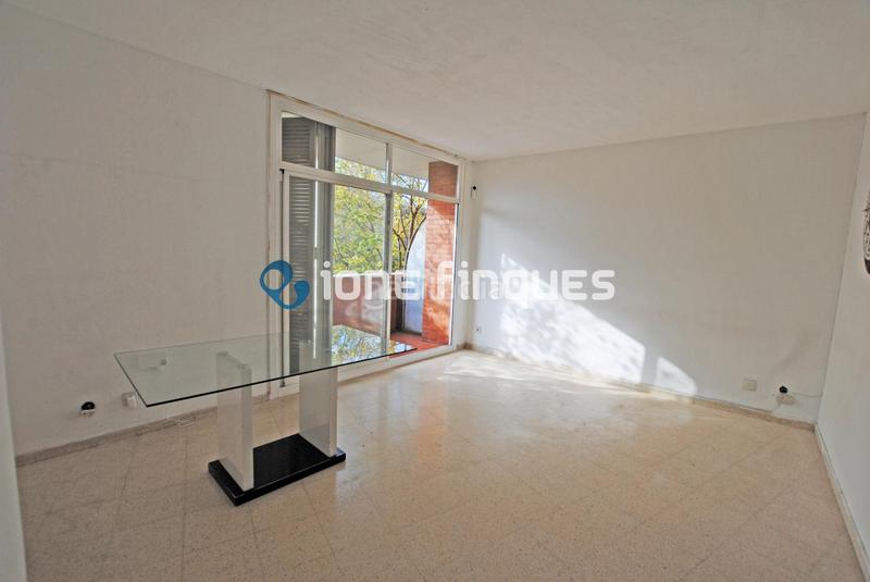 Foto a430e067-d351-4f59-93c2-075198140ac5. Piso ione finques ofrece en Ca n'Oriac Sabadell