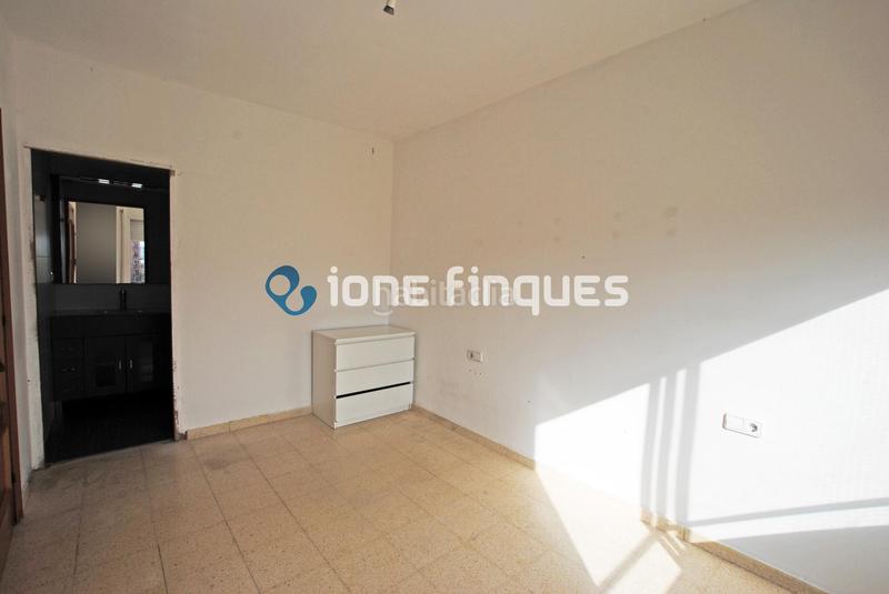 Foto f209e704-11c7-4d8e-aa6c-fbd11f91c828. Piso ione finques ofrece en Ca n'Oriac Sabadell