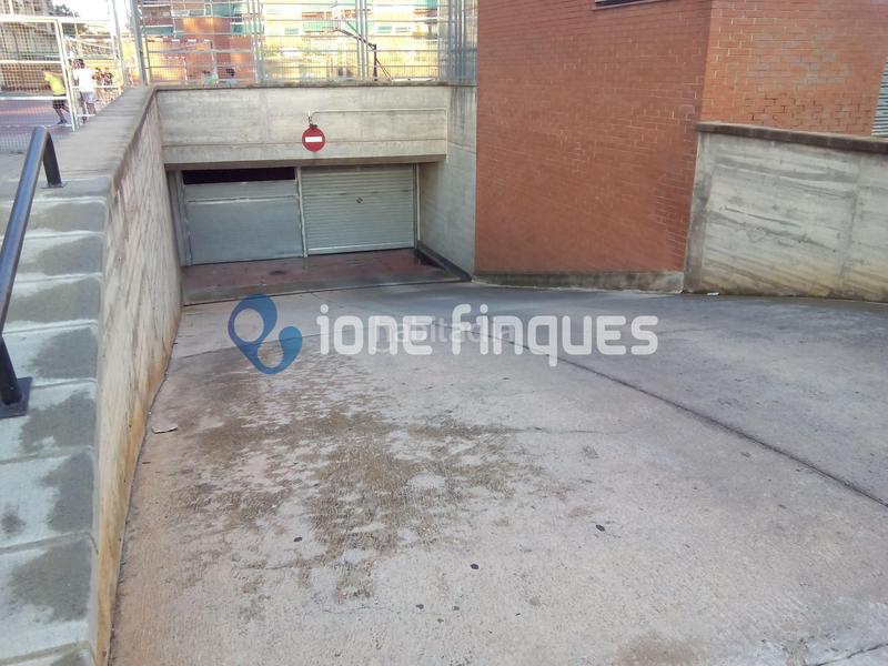 Foto 9d8b0513-2893-4e55-a31a-07ab407b0ca2. Autoparkplatz in Concòrdia Sabadell