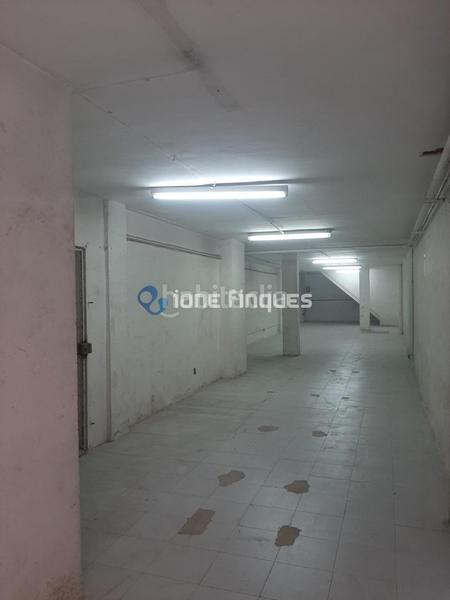 Foto c873cca9-327e-441d-a65a-3acd07f75ddc. Local comercial ione finques ofrece en Centre Ripollet