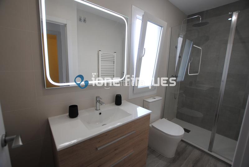 Foto 2d7ca757-e29f-4b95-8376-2204e957f716. Appartamento con riscaldamento in Canovelles