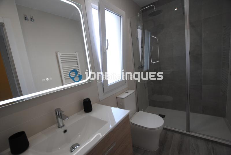 Foto d5defe0f-06d5-4a03-ac6d-21928e1bf41c. Appartamento con riscaldamento in Canovelles