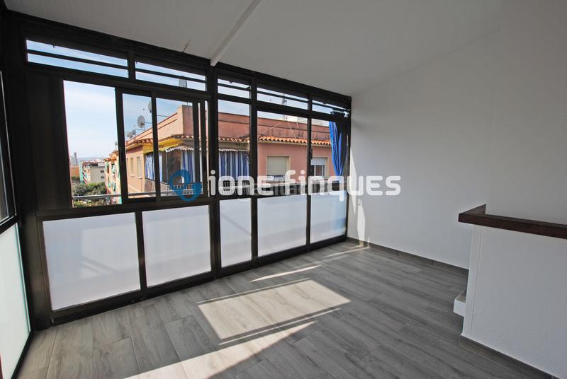 Foto df9466e4-0a15-4b6f-845c-621bd8207e60. Appartamento con riscaldamento in Canovelles